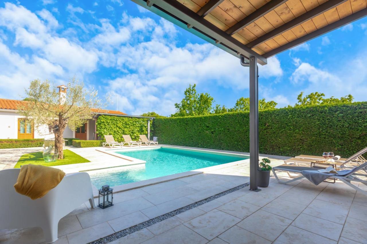 Villa Oasi Verde Bibici エクステリア 写真